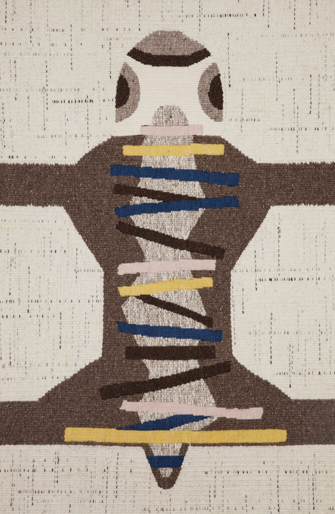 Détail de "Wolfskin", tapisserie de Céline